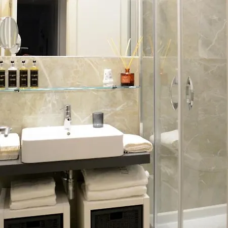 Lägenhet Via Bozzi Luxury Bari